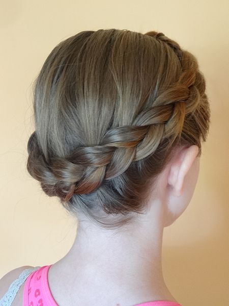 Crown braid﻿