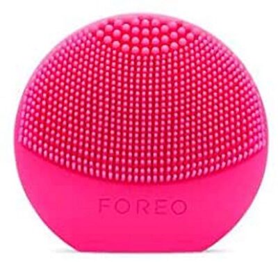 FOREO LUNA play plus Portable Facial Cleansing Brush